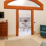 Exclusive Apartment Five Minutes From The Sea
